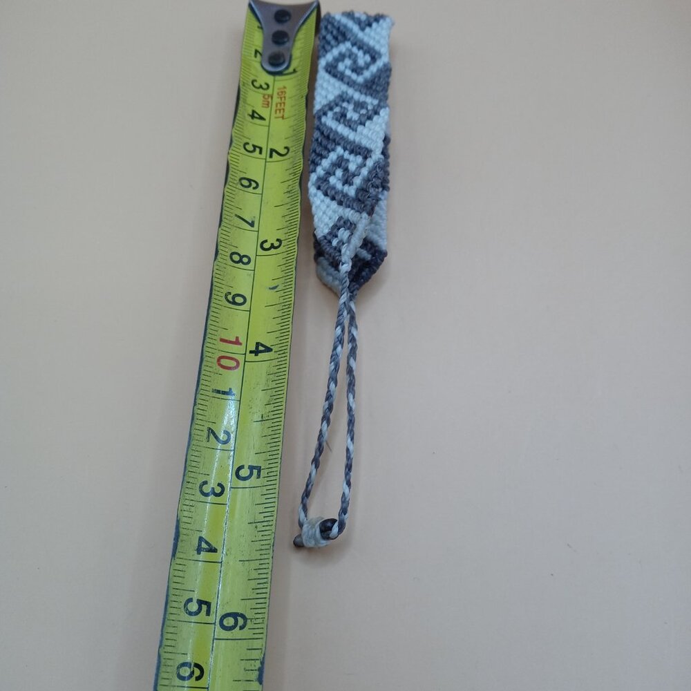 Multicolor Handwoven Macrame Thread Bracelet Design Patterns - Picture 12 of 12